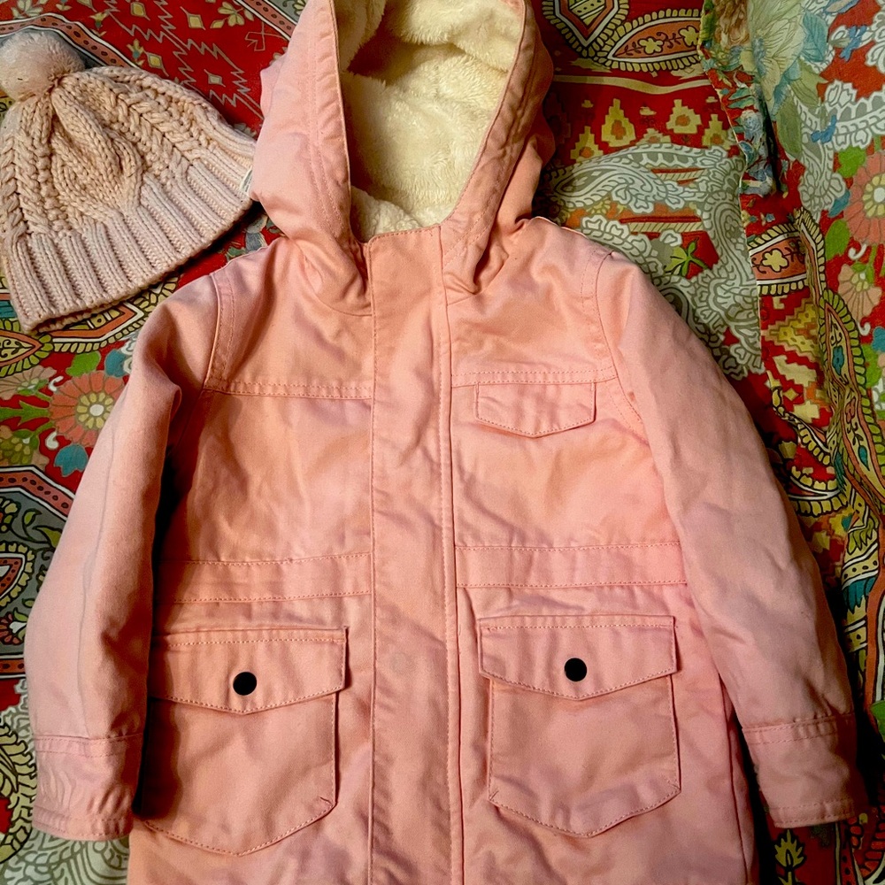 GIRLS winter pink Coat 2T  Faux Fur Lining cat & Jack & pink North face Hat